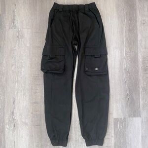 Black Alo Yoga It Girl Cargo Pants XXS